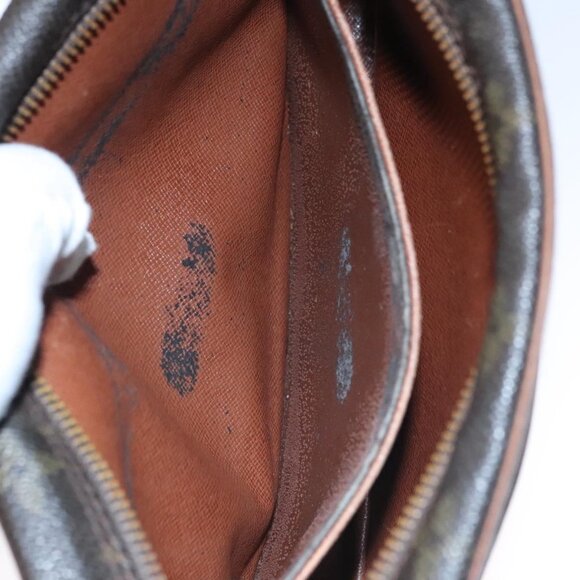 LOUIS VUITTON Monogram Compiegne 23 Clutch Bag - Picture 14 of 16